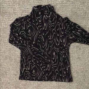 Purple patterned turtle neck